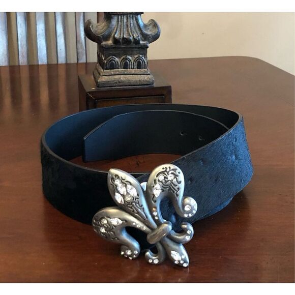 ROYAL PLUSH - L Sz M 31-34 Cowhair & Leather w/Pewter Rhinestones Fleur-de-lis￼ - Picture 1 of 9